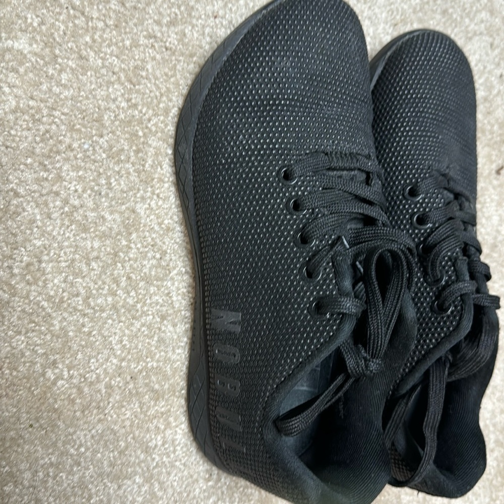 Women’s all black NoBulls